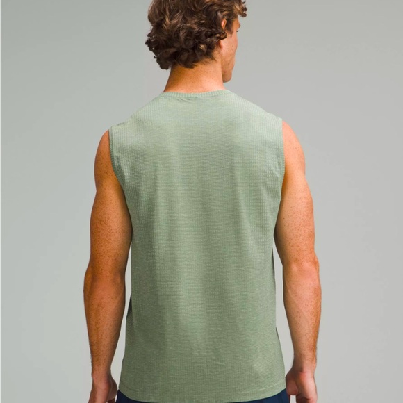 Lululemon Metal Vent Tech Sleeveless Shirt 
Laurel Green / Arctic Green sz L - Picture 2 of 3